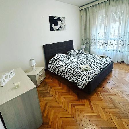 Love Loft Casa Vacanza Lecco Exterior photo